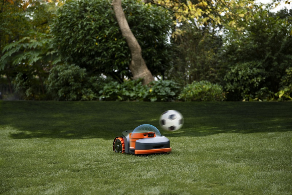 Navimow H215E | Robot tondeuse jusqu'à 1500 m²